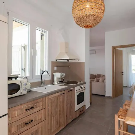 Pounta, 2Br Apartment W Shared Pool, Fiora II Pounda