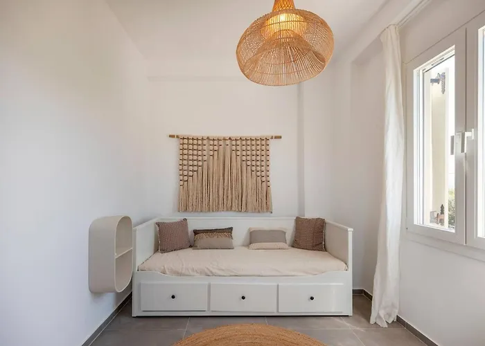 Daire Pounta, 2Br Apartment W Shared Pool, Fiora II Pounda