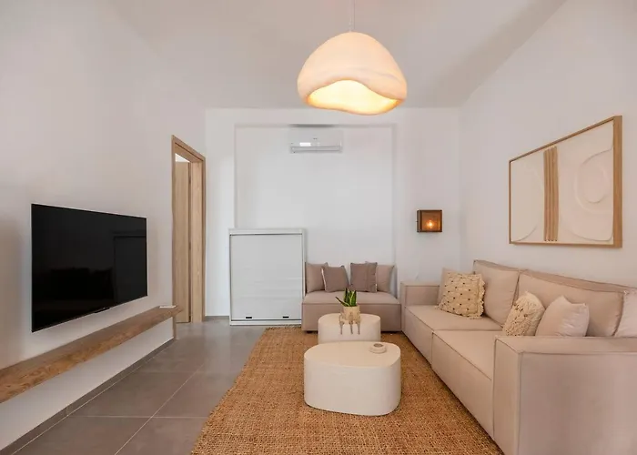 Pounta, 2Br Apartment W Shared Pool, Fiora II