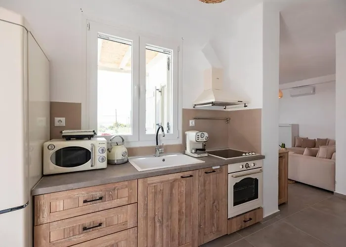 Pounta, 2Br Apartment W Shared Pool, Fiora II Daire *