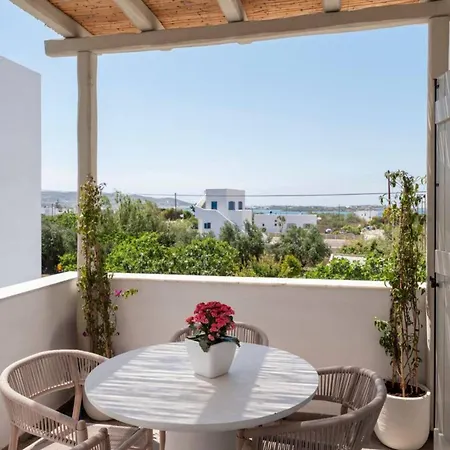 Pounta 1 - Shared Pool Apartment *