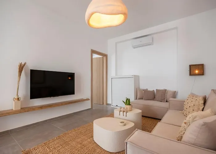 Pounta, 2Br Apartment W Shared Pool, Fiora II Pounda