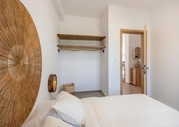 Apartment Pounta, 2Br Apartment W Shared Pool, Fiora II